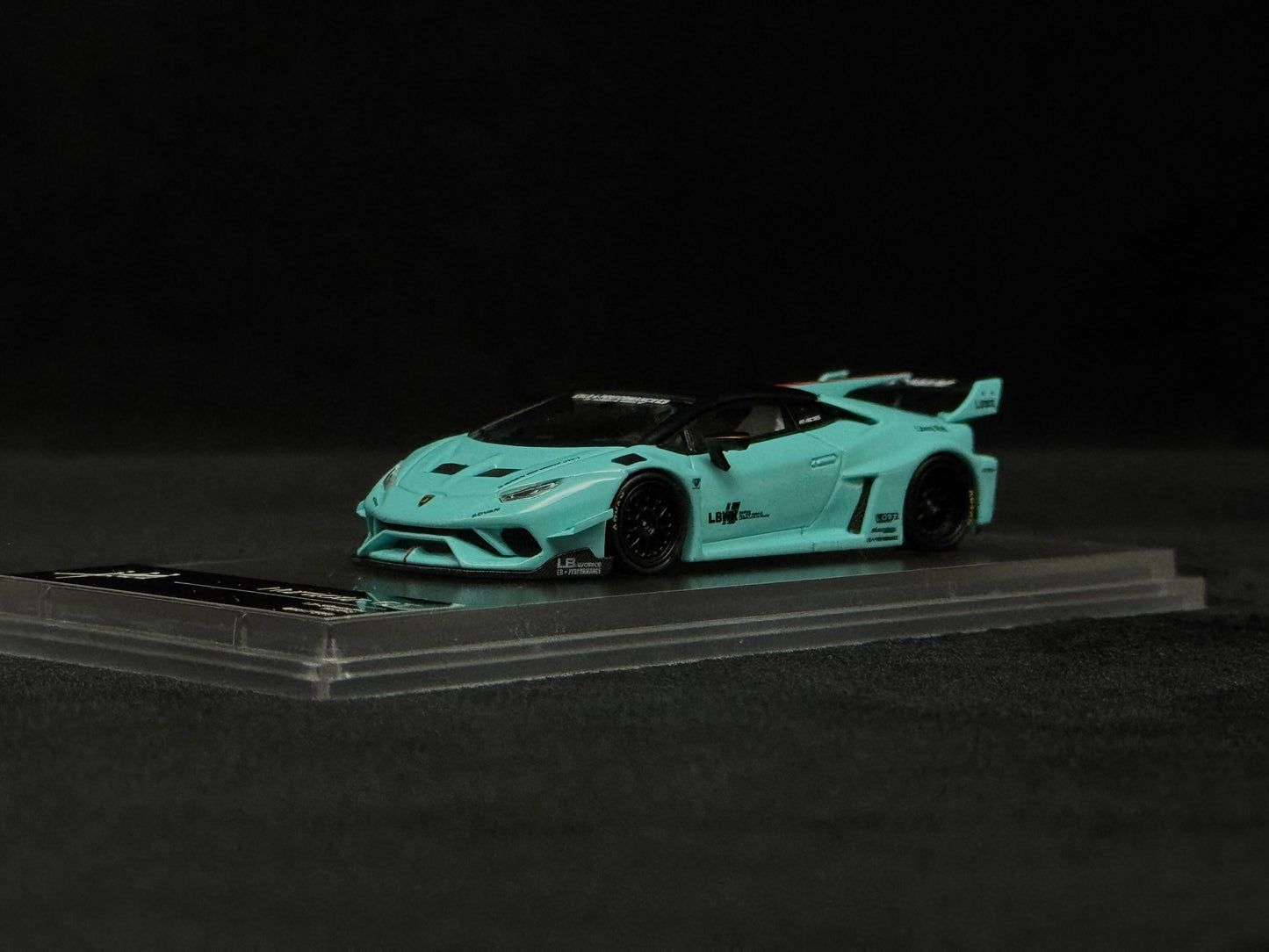 King Model Lamborghini Huracan LB Tiffany Blue 1/64 Diecast Model Car