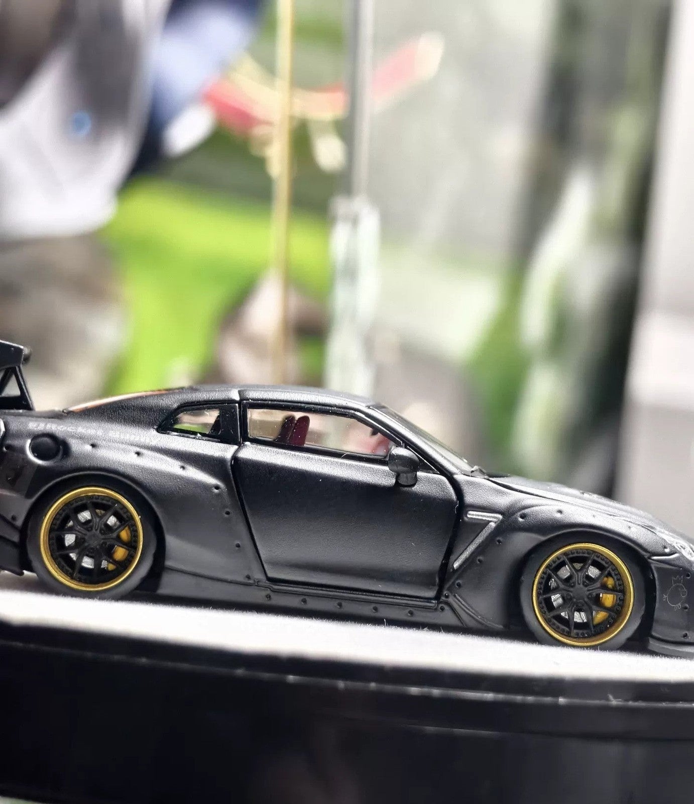 PGM 1/64 Nissan GTR R35 Matte Black Deluxe – All-Open