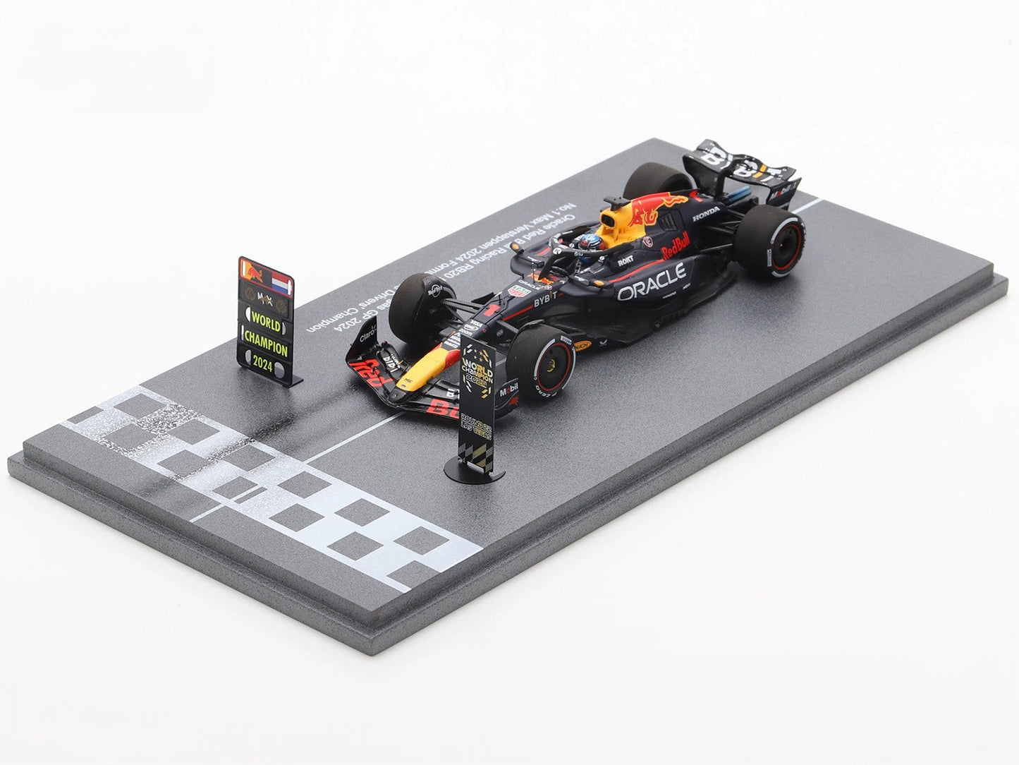 Spark 1/43 Red Bull RB20 #1 Max Verstappen Las Vegas GP 2024 Champion