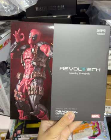 Kaiyodo Revoltech Amazing Yamaguchi Deadpool Action Figure