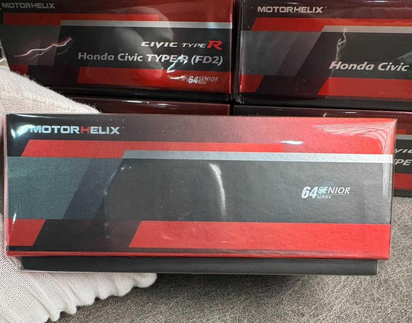MotorHelix 1/64 Nissan GT-R R35 T-Spec Green Nismo Track Edition
