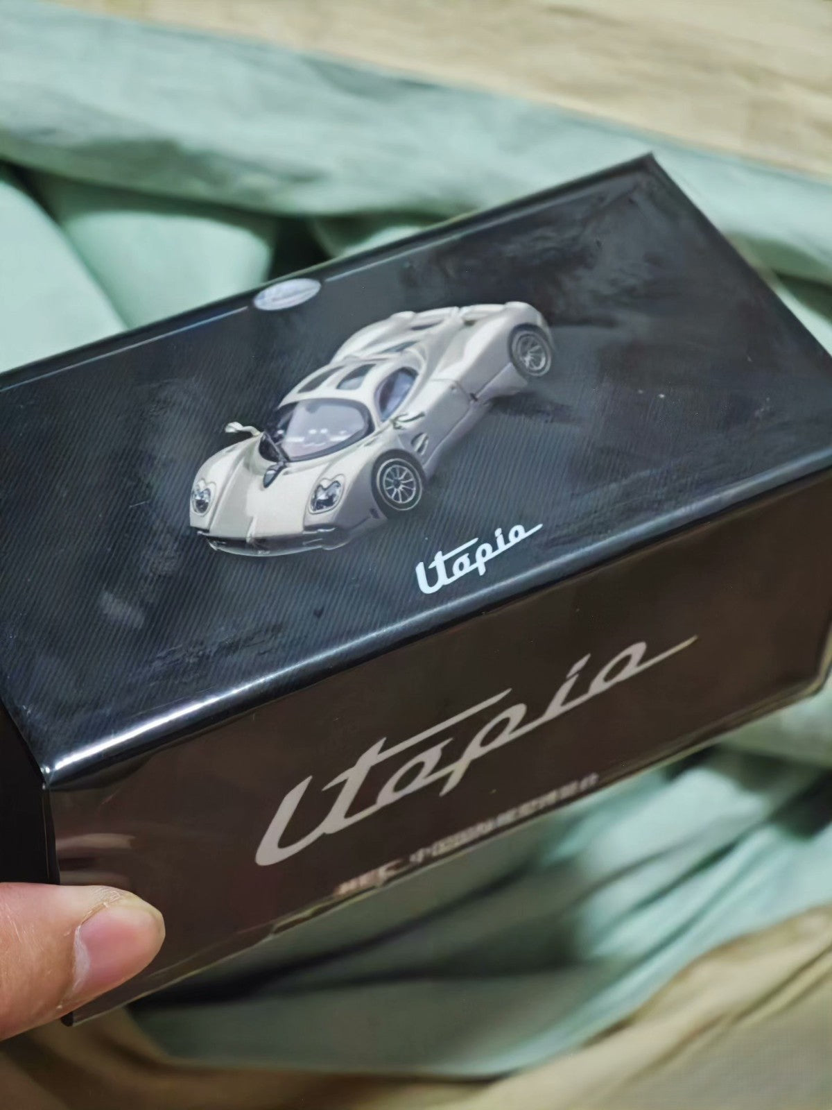LCD 1/64 Pagani Utopia Champagne HEC Expo Diecast Model