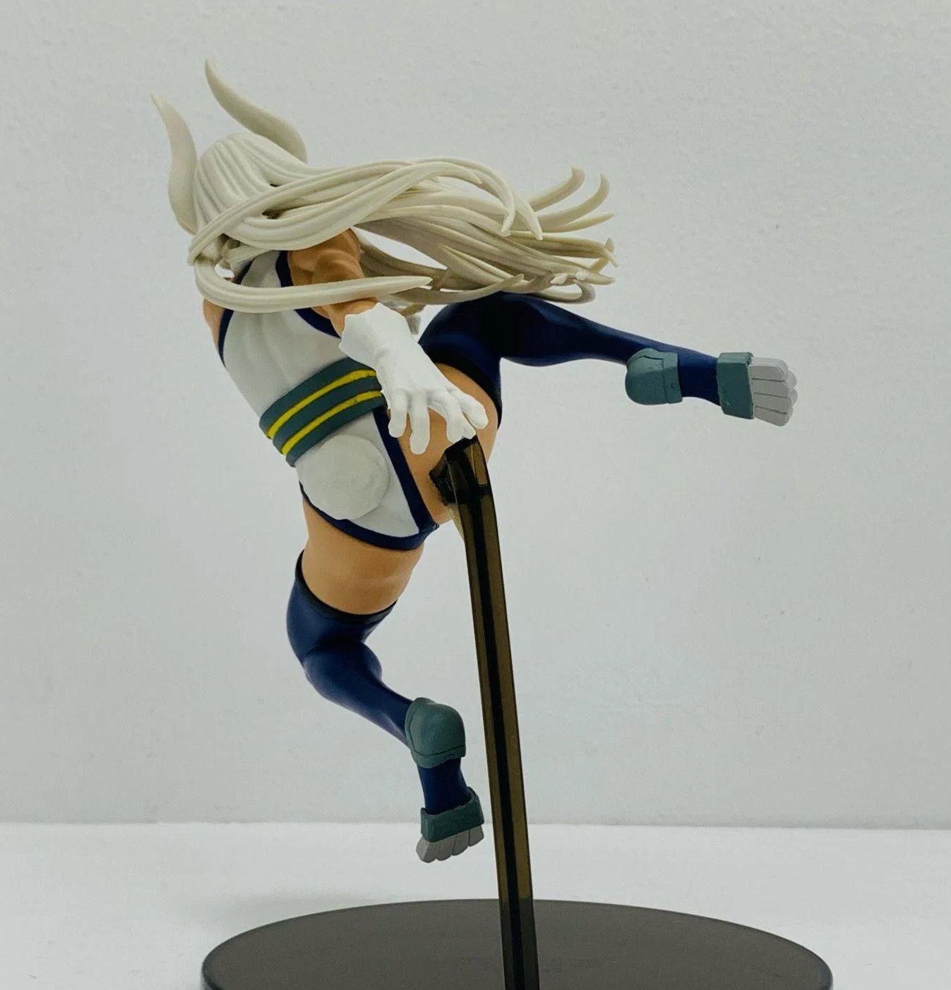 My Hero Academia Mirko The Amazing Heroes Vol.22 No Box