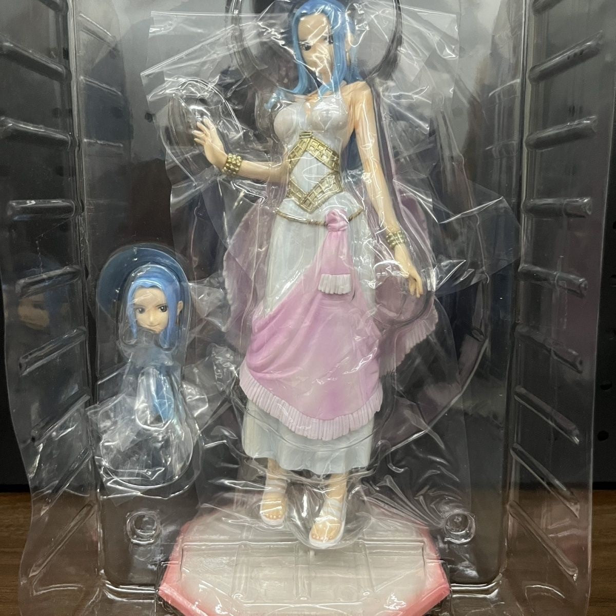 One Piece Nefertari Vivi P.O.P DX MegaHouse Excellent Model Series