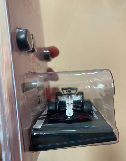 Spark 1:64 Red Bull RB21 Japanese GP Winner Max Verstappen Limited Edition