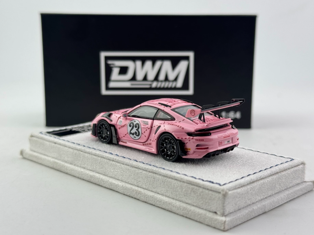 DWM 1/64 Porsche 911 GT3 RS Pink Pig Limited 499