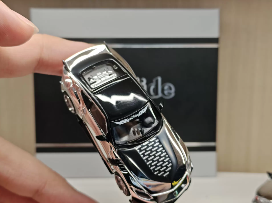 MINIGT 1/64 VeilSide Chrome Twin Pack R32 GTR and Z FFZ400 2025 HEC Exclusive