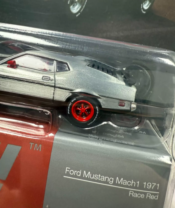 MINI GT 1:64 Ford Mustang Mach 1 1971 Secret Chase Silver Red