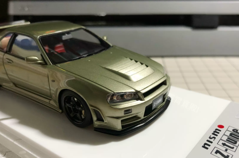 MakeUp 1/43 Nissan Skyline GT-R R34 Z-Tune Millennium Jade EM396