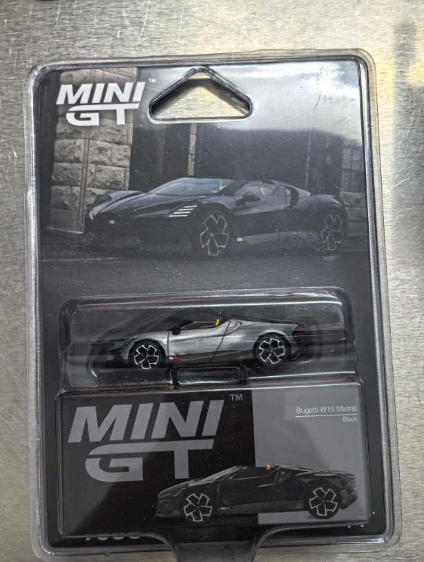 MINIGT 1058 1/64 Bugatti W16 Mistral Black Blister Card Chase