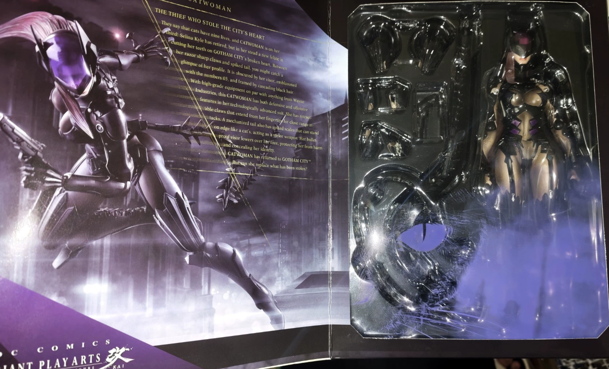 Play Arts Kai DC Comics Variant Catwoman Action Figure