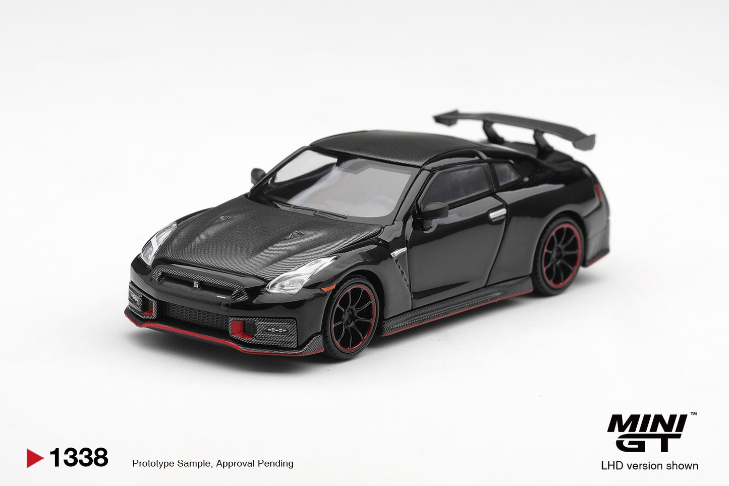 MINI GT 1/64 Nissan GT-R Nismo 2024 Black Preorder