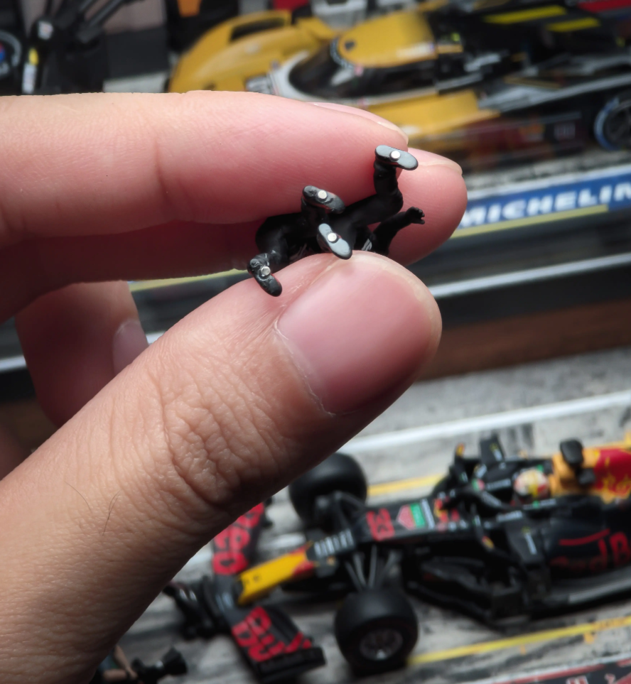 PRESAY 1/64 Red Bull Racing Pit Crew 7+1 Diorama Set