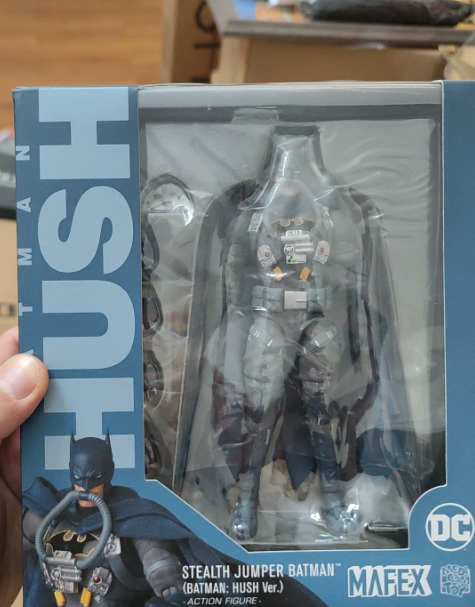 MAFEX No.166 Batman Hush Stealth Jumper Action Figure