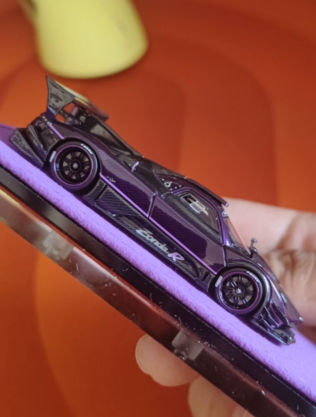 DMH 1/64 Pagani Zonda R Custom Purple Carbon Edition