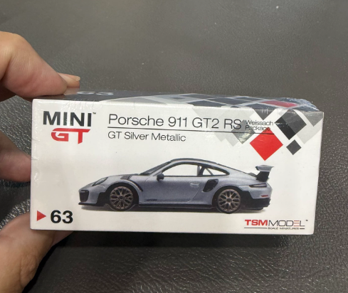 MINI GT 63 Porsche 911 GT2 RS Weissach Silver Metallic 1/64