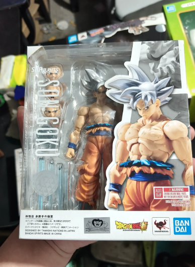 SHFiguarts Dragon Ball Super Son Goku Ultra Instinct Figure