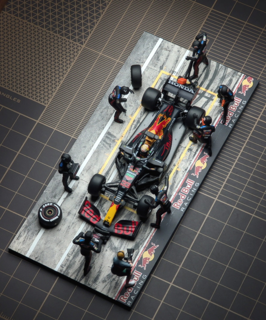 PRESAY 1/64 Racing Pit Garage Diorama Red Bull Figures Set