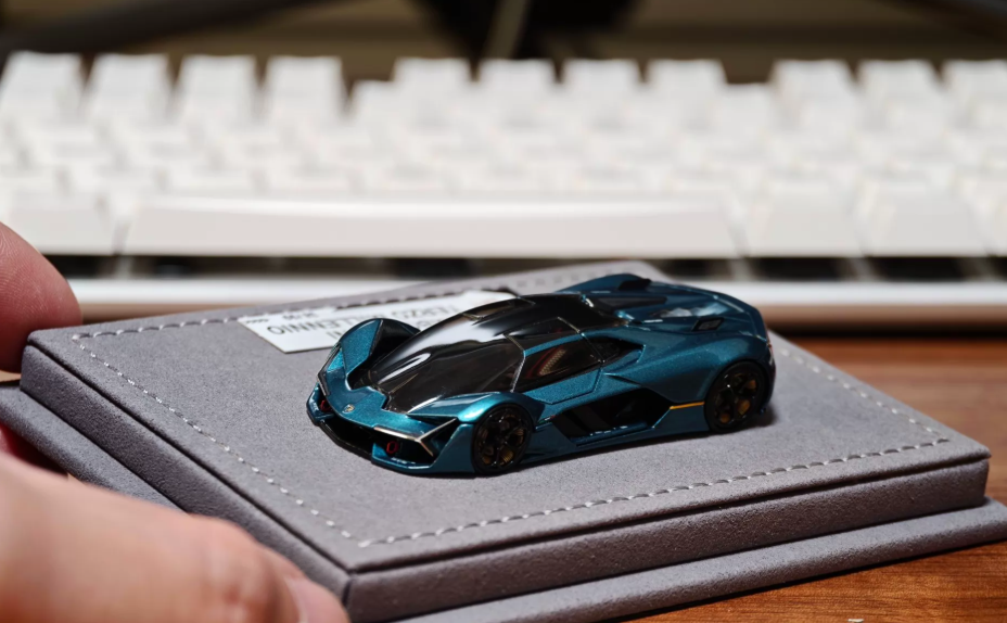 Pantheon Model 1/64 Lamborghini Terzo Millennio Anniversary Blue