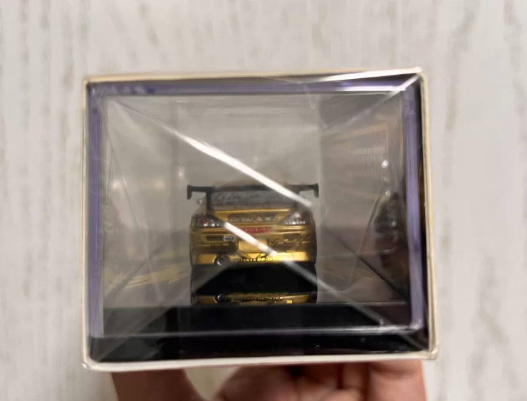 INNO64 TOP SECRET Nissan Silvia S15 Gold D1 Grand Prix Champion 2004 1:64