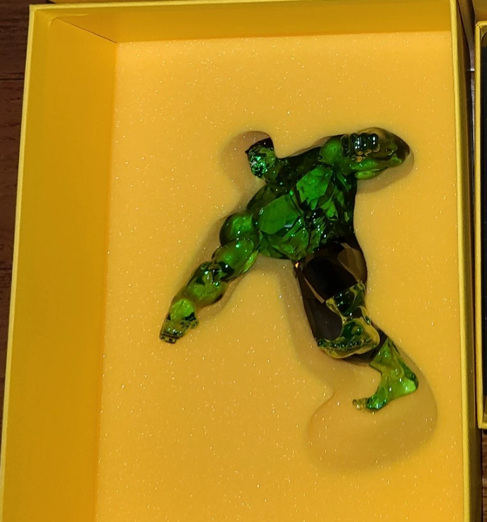 Swarovski Marvel Hulk Crystal Figurine 5646380 Collectible