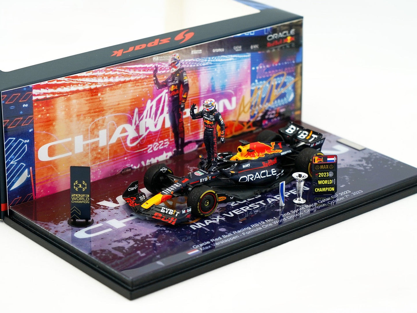 Spark 1/43 Red Bull RB19 #1 Verstappen Qatar GP 2023 World Champion Figure