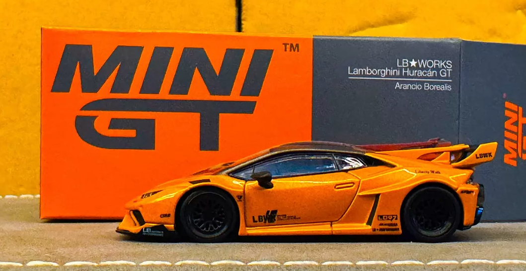 MINI GT 355 LB-Silhouette Lamborghini Huracan GT Arancio Borealis