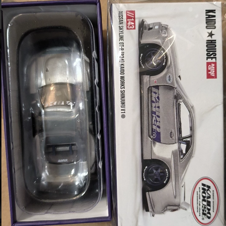 MINI GT Kaido House Nissan Skyline GT-R R34 Shinjuku V1 Chase 1:64 Diecast