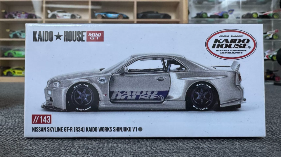 MINI GT Kaido House Nissan Skyline GT-R R34 Shinjuku V1 Chase 1:64 Diecast
