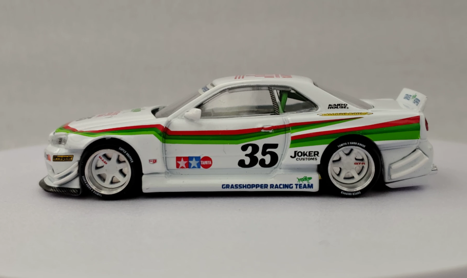 MiniGT 1/64 Nissan Skyline GT-R R34 "The Grasshopper" Tamiya Collab