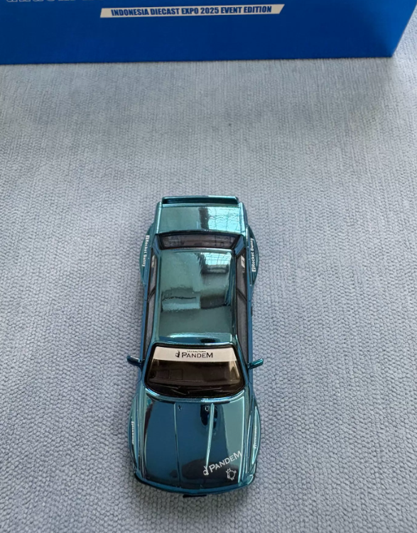 INNO64 1:64 BMW E30 PANDEM Rocket Bunny IDEX 2025 Exclusive Blue