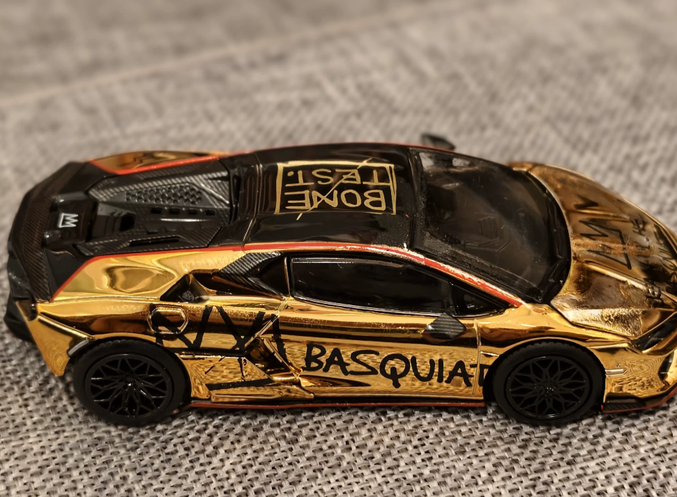 TH 1/64 Lamborghini Temerario Basquiat Gold Edition HEC Exclusive