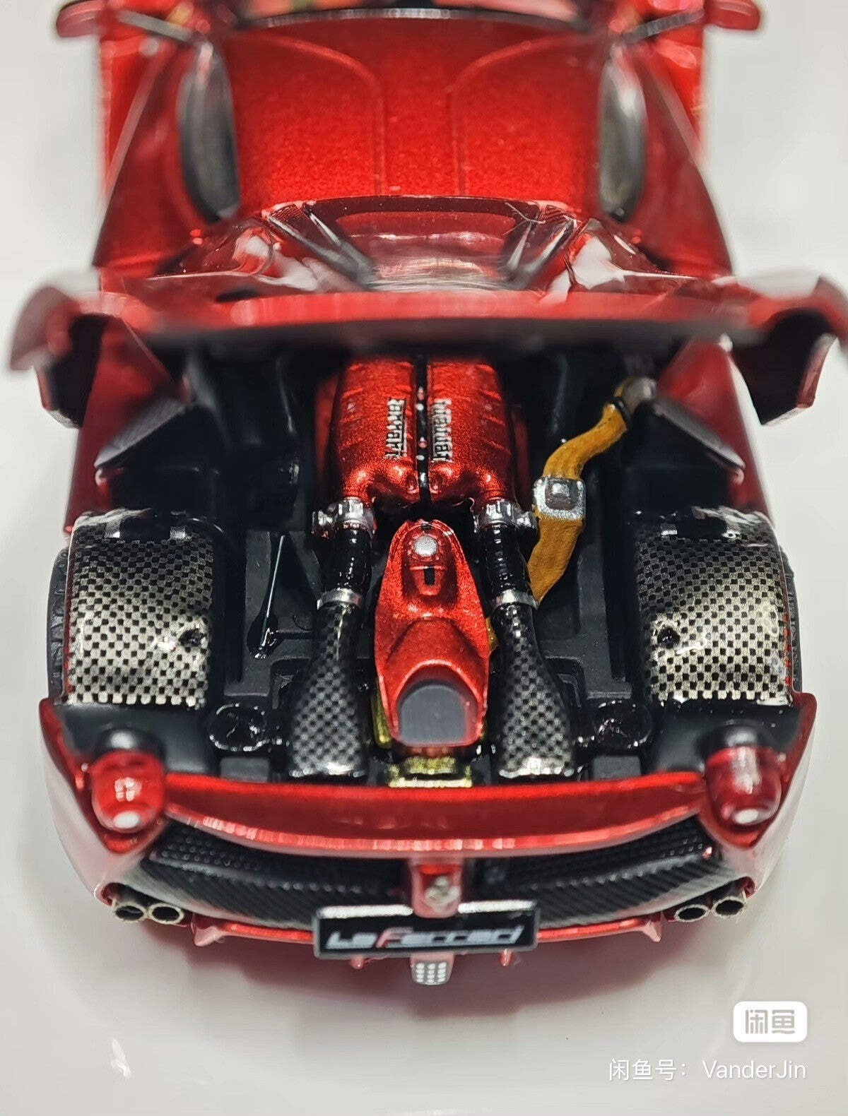 Street Buster 1/64 Ferrari LaFerrari F150 Hamilton Figure Diecast