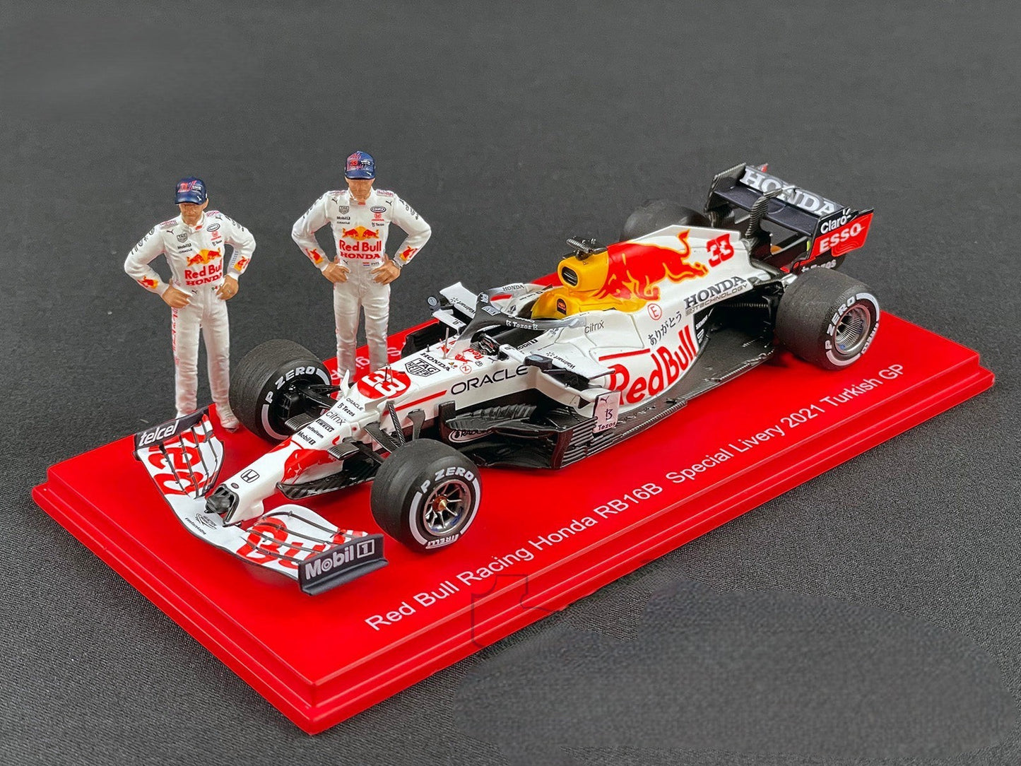 Spark 1/43 Red Bull RB16B Verstappen Perez Turkish GP 2021 Champion Set