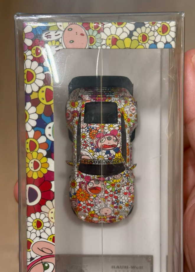 TP 1:64 RWB Porsche 911 993 Murakami Sunflower Model