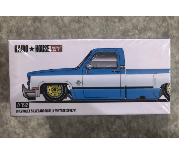 Kaido House x MINIGT 1/64 Chevy Silverado Dually Vintage Spec V1 Blue