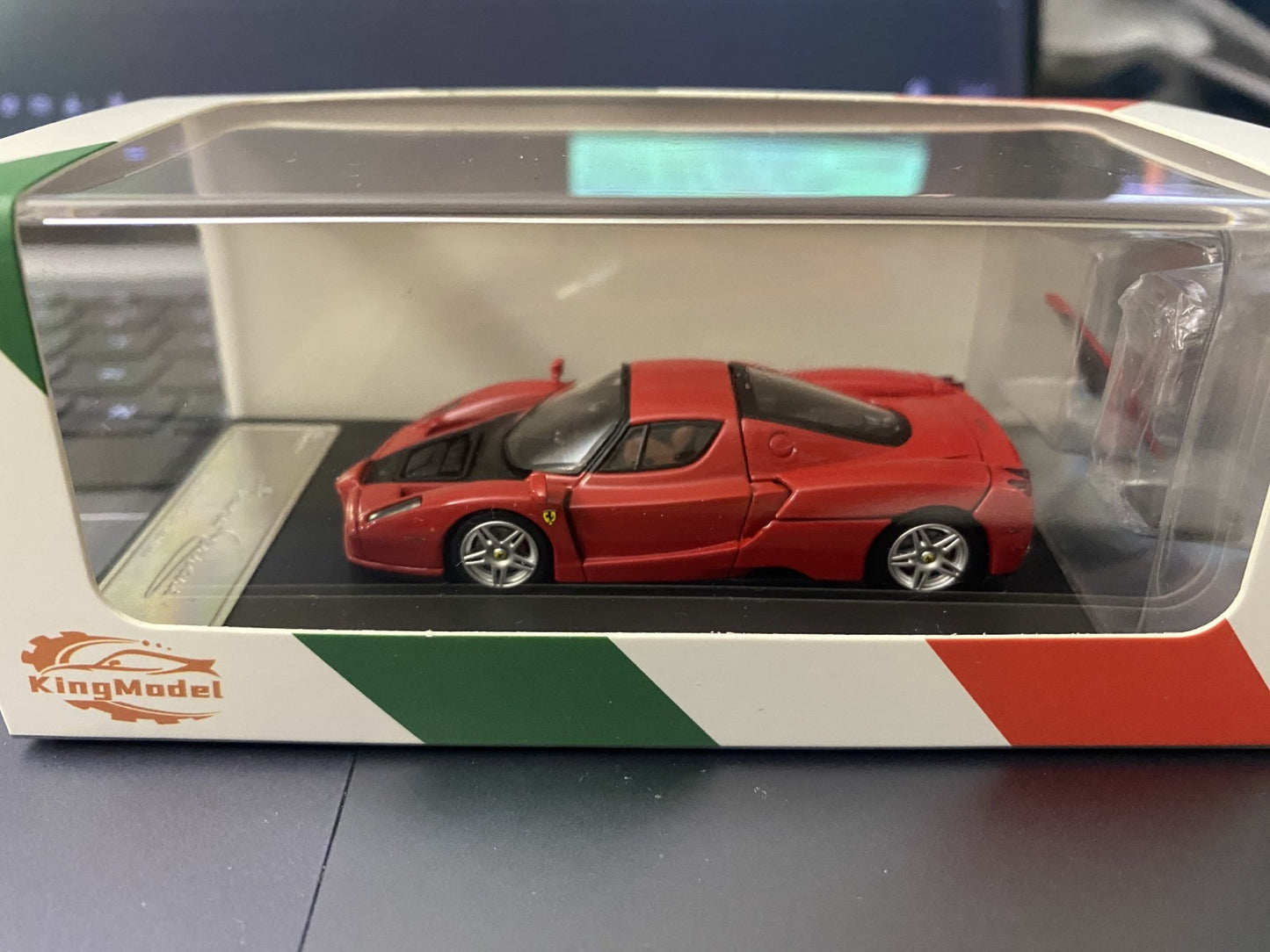 King Model 1/64 Ferrari Enzo Red Diecast Limited Rare