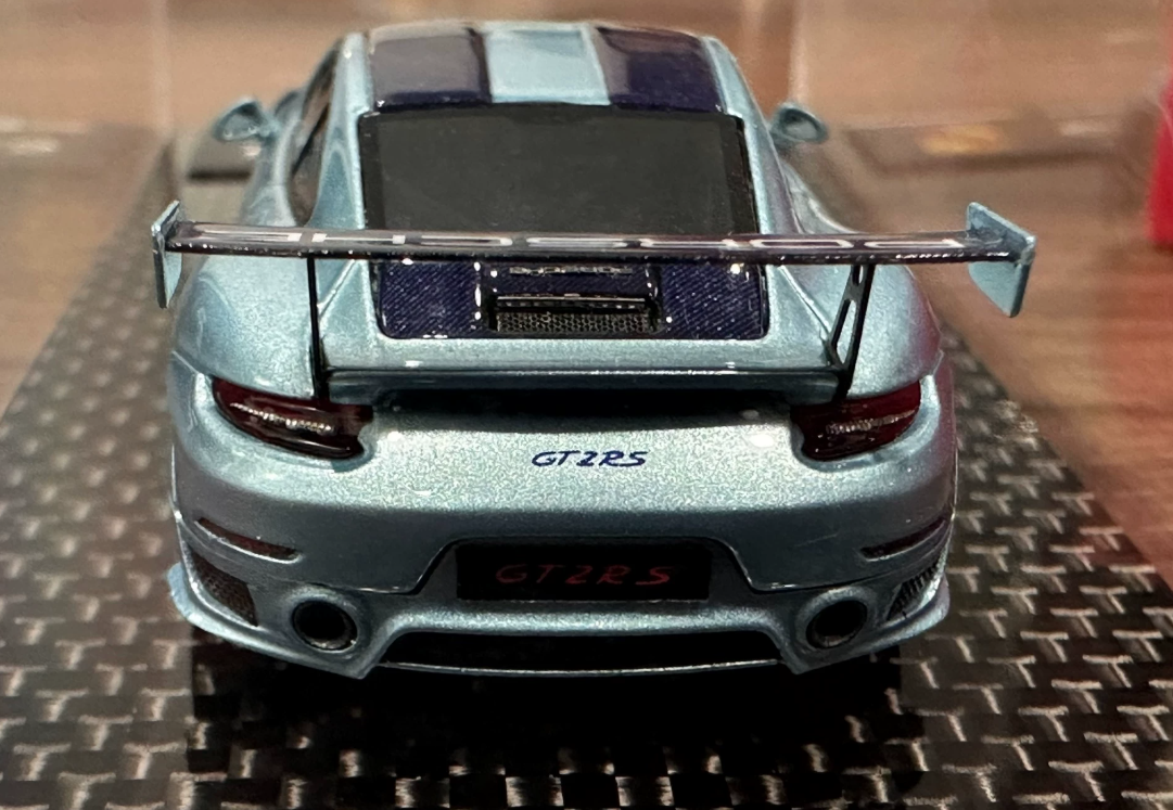 DMH 1:64 Porsche 911 GT2 RS Ice Blue Limited Edition Resin Model (700 pcs)