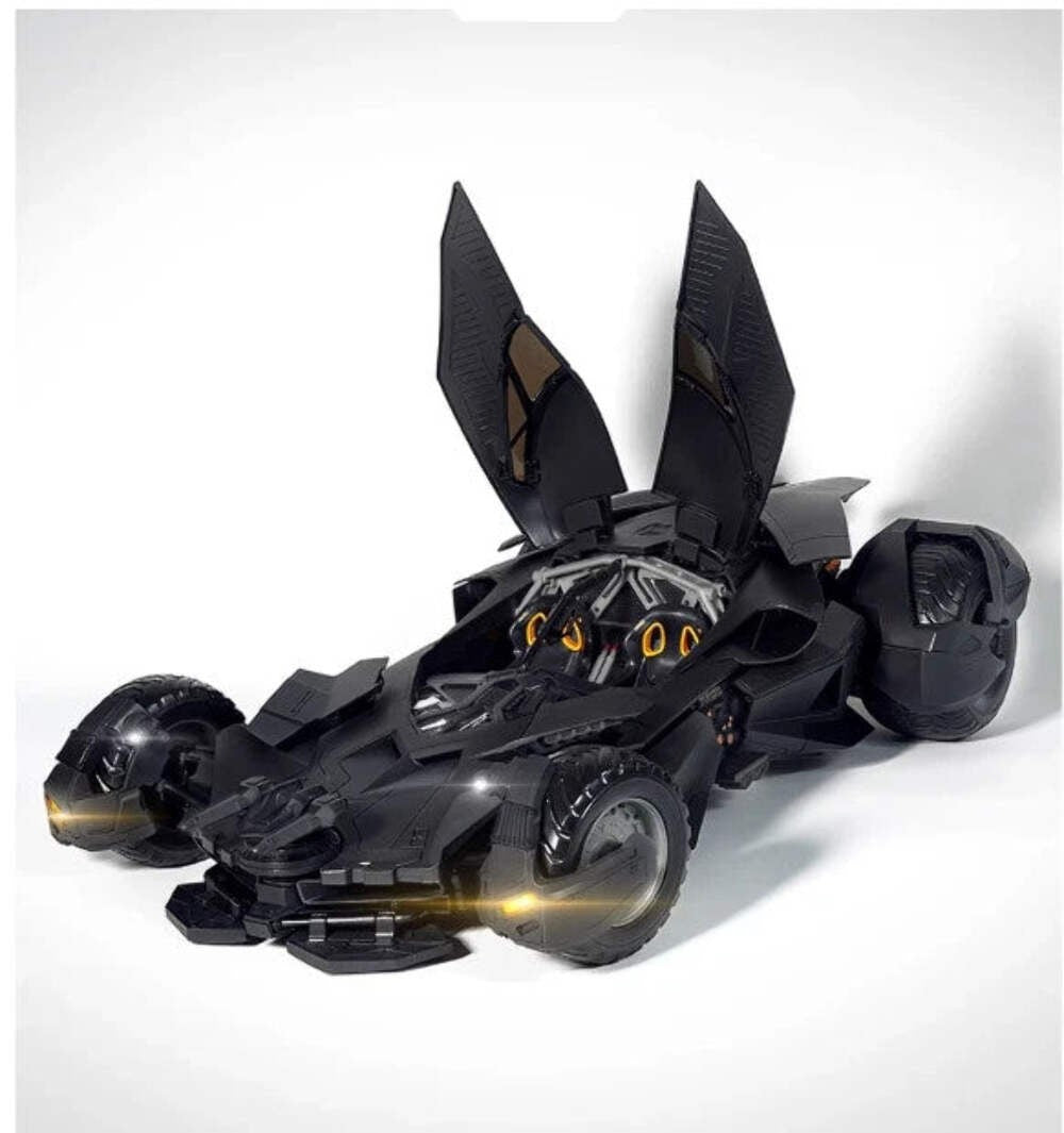 HUGE Batman Batmobile 2025 Ver Vehicle Model DC Comics BNIB Collectible