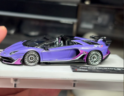 Tardis 1/64 Lamborghini Aventador SVJ Purple Resin Model Carbon Roof LE149