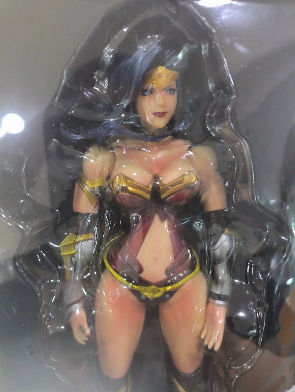 Play Arts Kai DC Comics Variant Wonder Woman Action Figure Square Enix