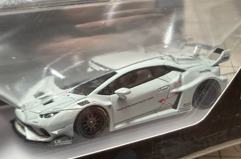 King Model 1/64 Lamborghini Huracan LB-Silhouette WORKS GT Combat Grey