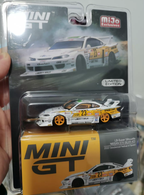 MINI GT 618 LB-Super Silhouette Nissan S15 Silvia Chase 1/64