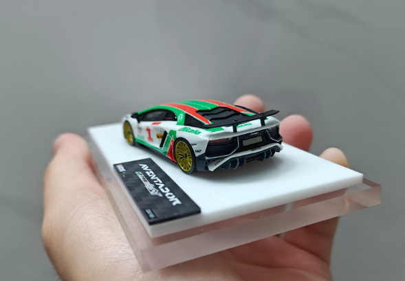 TARDIS 1/64 Lamborghini Aventador LP750-4SV TMCS Malaysia Show Edition