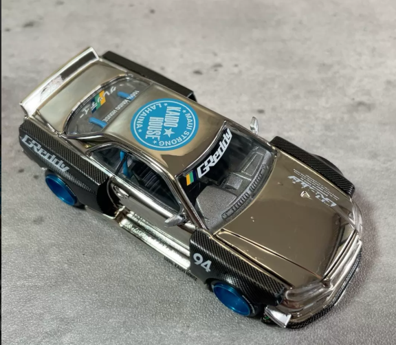 MINI GT Kaido House 1/64 R34 Skyline Lahaina Charity Rare No Box
