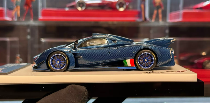 Figart 1/43 Pagani Huayra R Blue Carbon Blue Wheels 42 Italian Flag 60pc