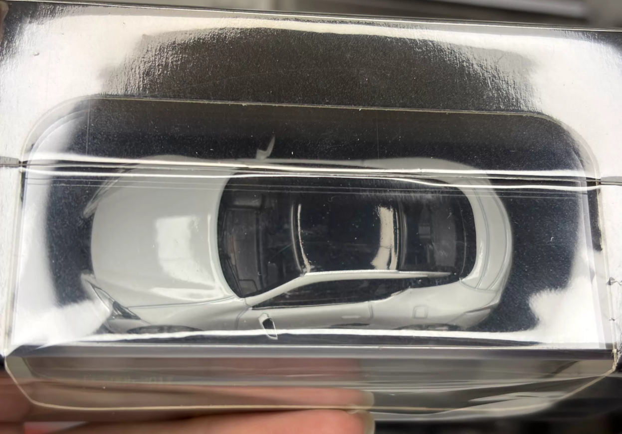 Kyosho CARNEL 1:64 Lexus LC500h White Diecast Model