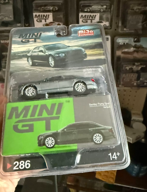 MINI GT 286 Bentley Flying Spur Verdant MiJo Chase 1:64 Diecast