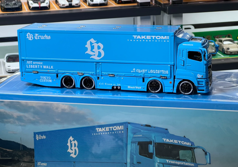 GCD 1/64 Liberty Walk Mitsubishi Fuso Taketomi Transport Blue