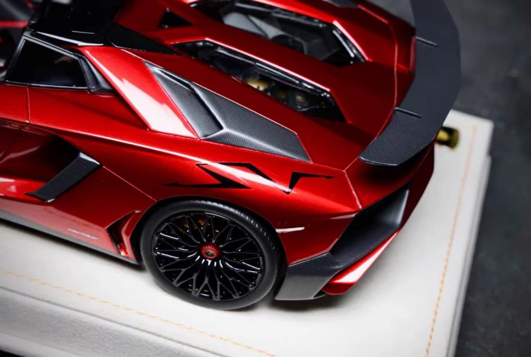 MR Collection Models 1/18 Lamborghini Aventador SV Roadster One-Off Metal Red